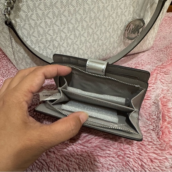 NWT Michael Kors Jet Set Large Logo Shoulder Bag Purse and Wallet Set - Picture 6 of 11